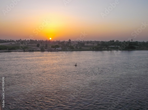Sunset on the bridge over the Nile River © Fam Ayoub