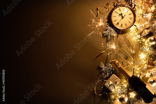 Canvas Print New Years Eve holiday background with fir branches, clock, christmas balls, cham