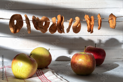 Fototapeta Naklejka Na Ścianę i Meble -  Ripe apples and drying and apples in the barn