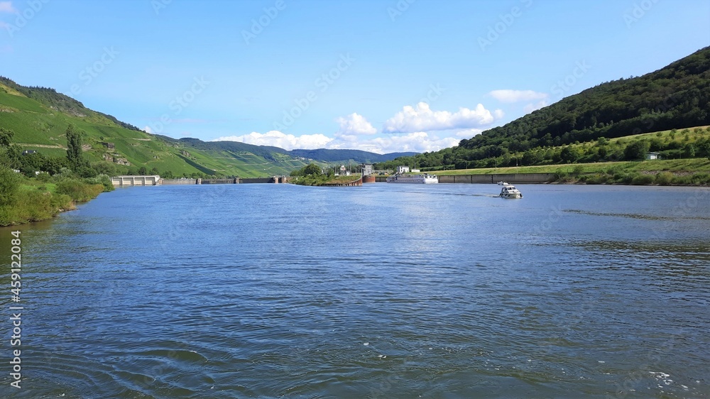 Obraz premium bateaux sur la Moselle