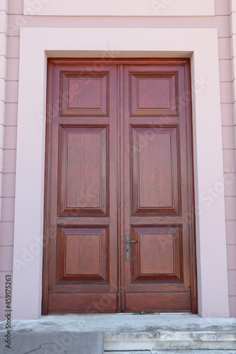 Mächtige Holztür Schwere Tür Massivholz Tür Eingang Haustür