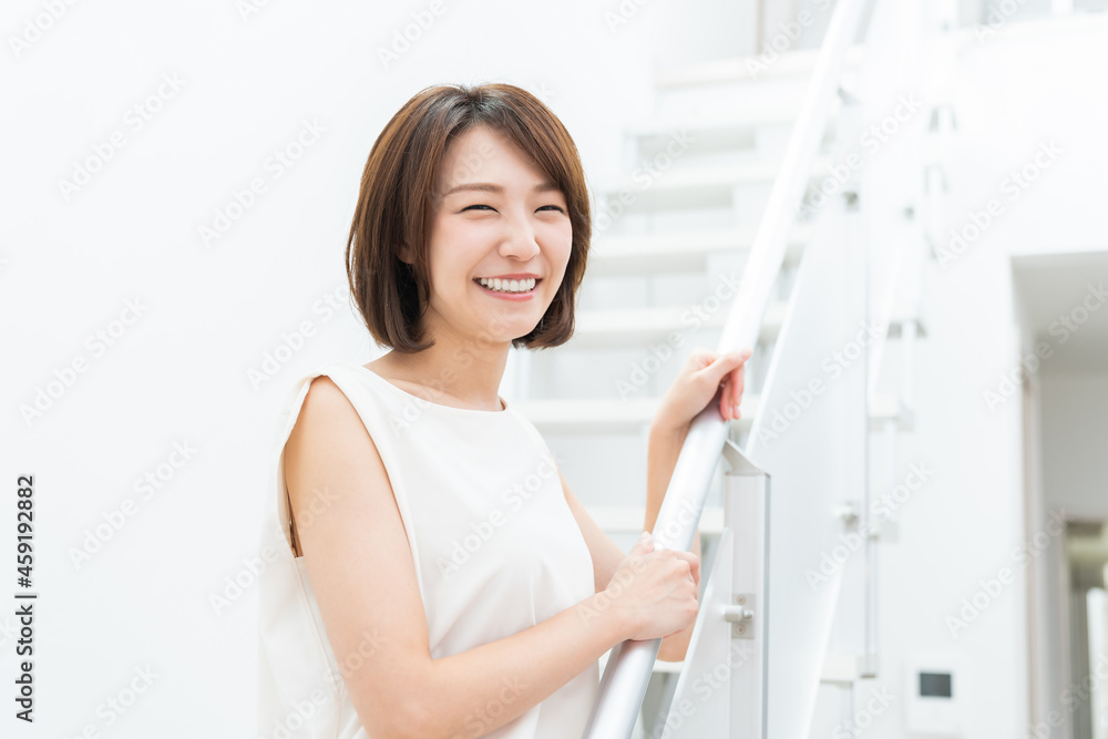 笑顔の女性 笑顔の女性
