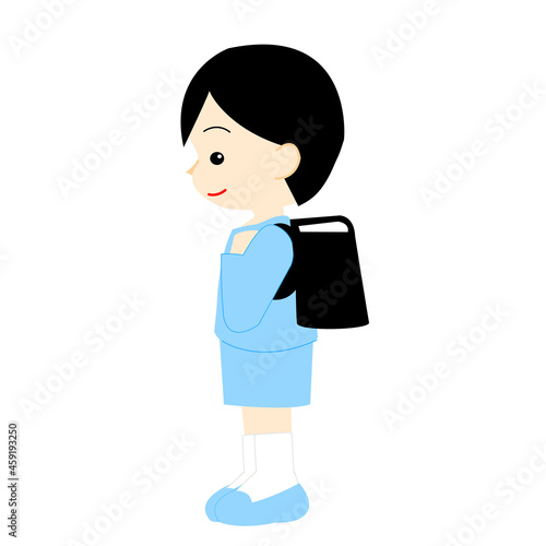 横向きの長袖姿の男の子