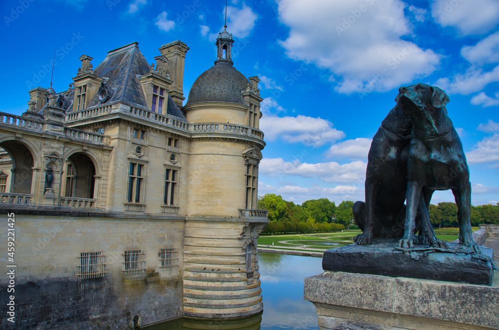 Chateau und Park von Chantilly im Val D'Oise in Frankreich