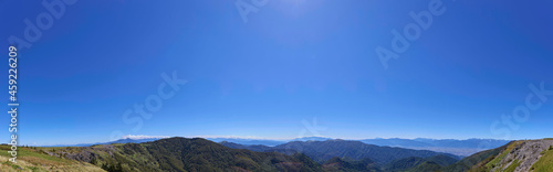 【パノラマ】 9月（秋） 美ヶ原高原のアルプス展望コース上からの風景 長野県松本市 © Nagawa