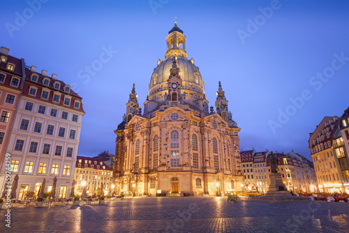 Dresden Frauenkirche church at night