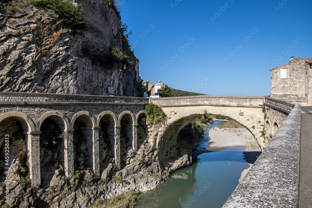 pont romain de la ville de Vaison-la-Romaine