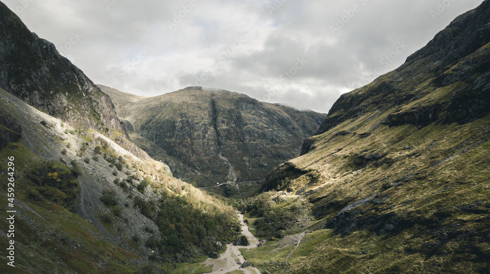 Obraz premium Lost Vallay