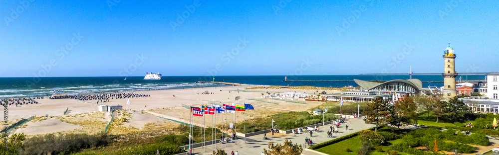 Obraz premium Panorama, Warnemünde, Rostock, Deutschland 