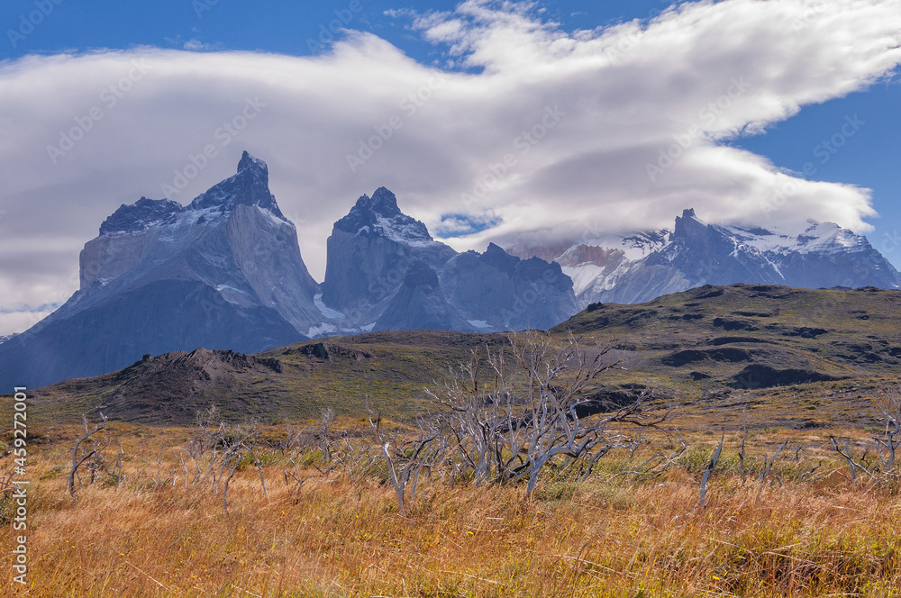 Cuernos del Paine mountains. Torres del Paine national park.
