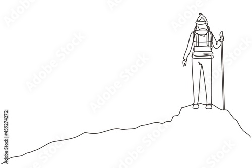 Single continuous line drawing woman with backpack standing on top of the mountain. Young smiling mountaineer climbing on rock. Highest point. Dynamic one line draw graphic design vector illustration