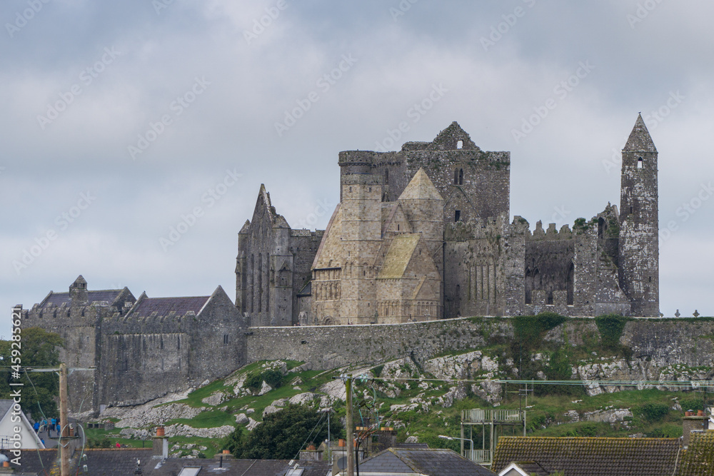 rock of cashel in ireland in total with cloudy sky