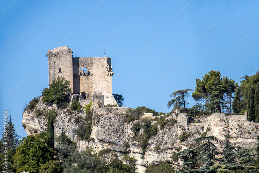  le château Comtal à Vaison-la-Romaine