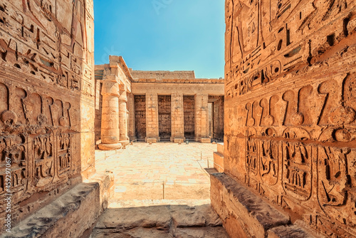 Obraz na plátně The Temple of Ramesses III in Luxor, Egypt