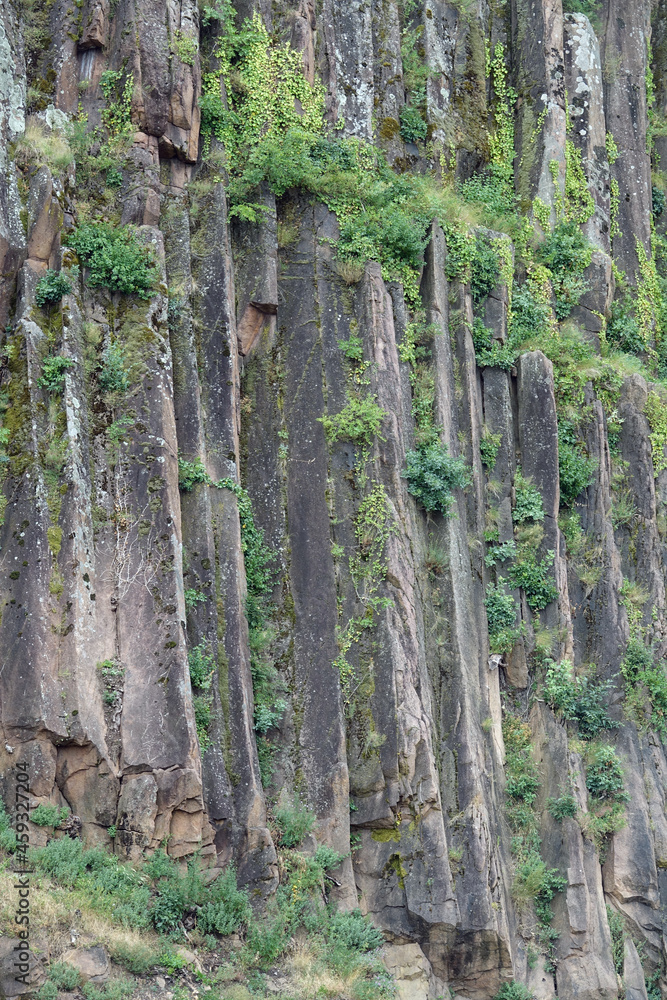 Basaltsäulen bei Bozen Basaltsäulen bei Bozen