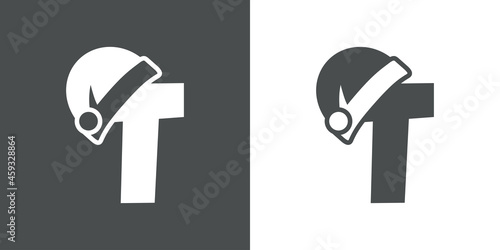 Logotipo con letra inicial T con silueta de gorro de Papá Noel en fondo gris y fondo blanco