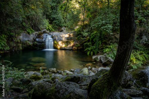 Poço da Cilha waterfall photo