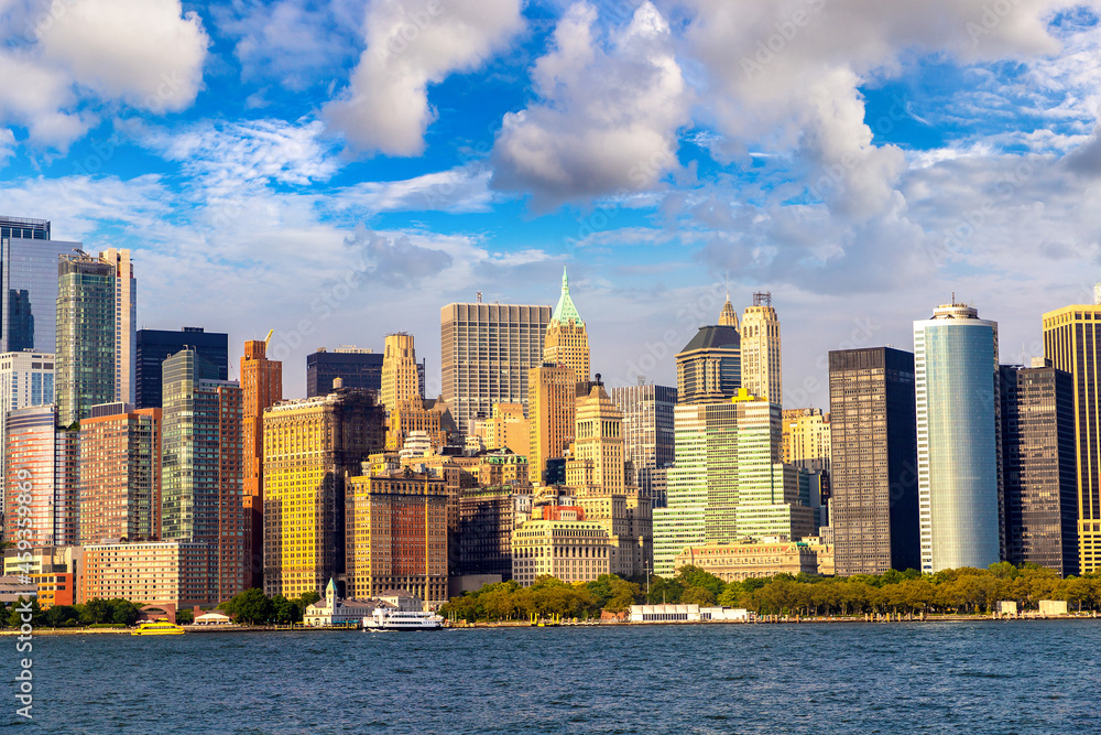 Fototapeta premium Manhattan cityscape in New York