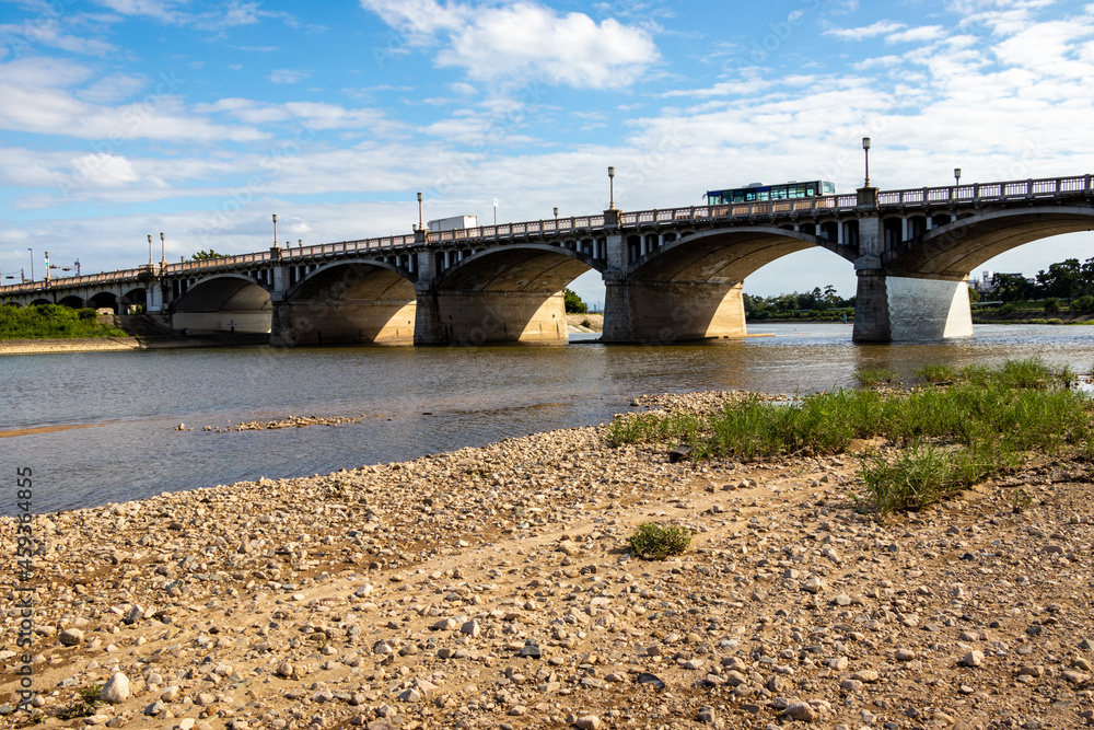 Fototapeta premium 兵庫・武庫川と武庫大橋