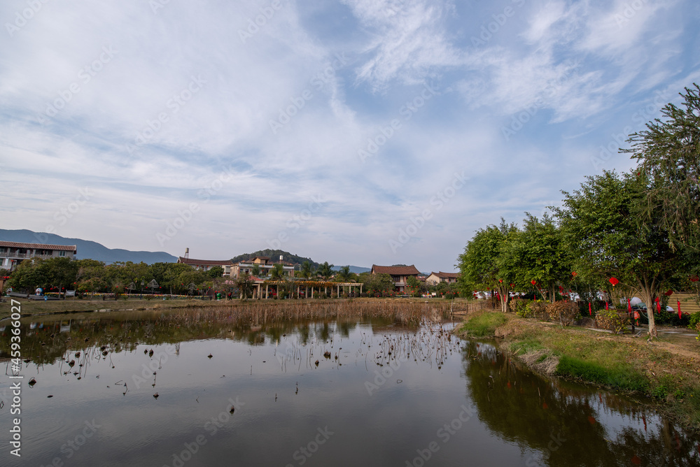 The lake in autumn reflects the scenery on both sides The lake in autumn reflects the scenery on both sides
