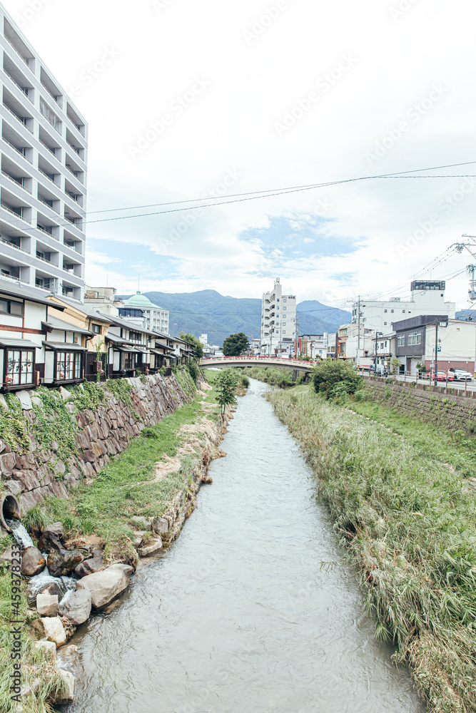 Fototapeta premium 川のある風景 橋のある風景 