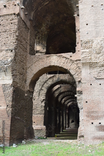 Antyczne ruiny, Rzym Włochy #459380026