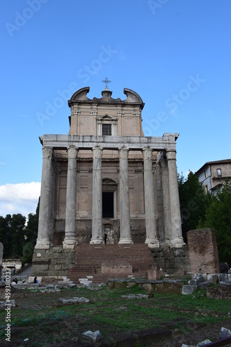 Antyczne ruiny, Rzym Włochy #459380233