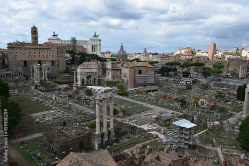 Antyczne ruiny, Rzym Włochy #459380259