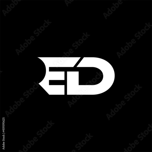 ED company linked letter logo. ED logo monogram initials letter concept. ED icon logo design. ED elegant and Professional letter icon design on black background.