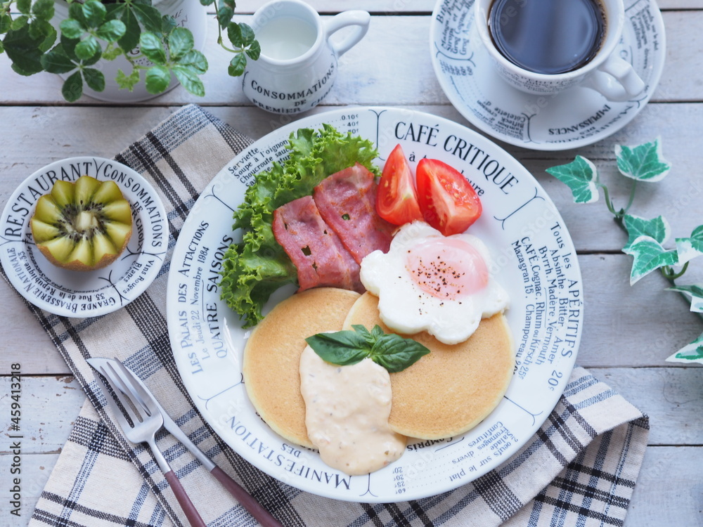 パンケーキのワンプレートでオシャレな朝食 Stock Photo Adobe Stock パンケーキのワンプレートでオシャレな朝食 Stock Photo Adobe Stock