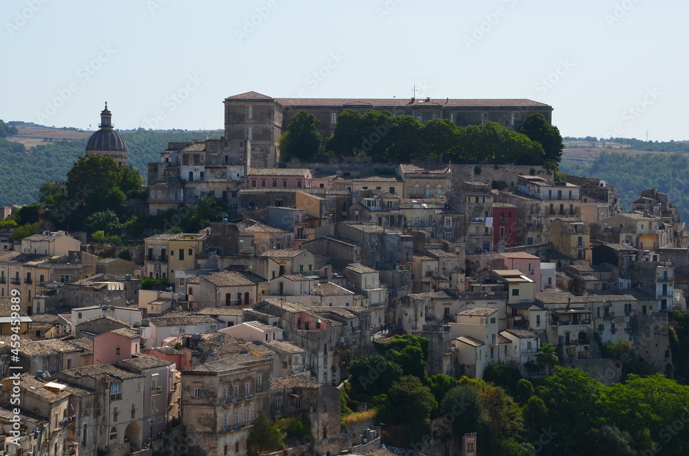 Obraz premium Some photos from the beautiful city of Ragusa Ibla, pearl of the Val di Noto, in the south east of Sicily, taken during a trip in the summer of 2021.