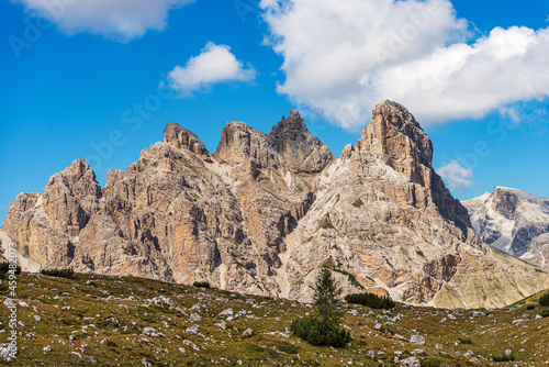 Mountain peaks of the Sexten or Sesto Dolomites in front of Tre Cime di Lavaredo, Croda dei Rondoi or Schwalbenkofel, Monte Rudo or Rautkofel, Cima Piatta Alta, Trentino-Alto Adige, Italy, Europe.