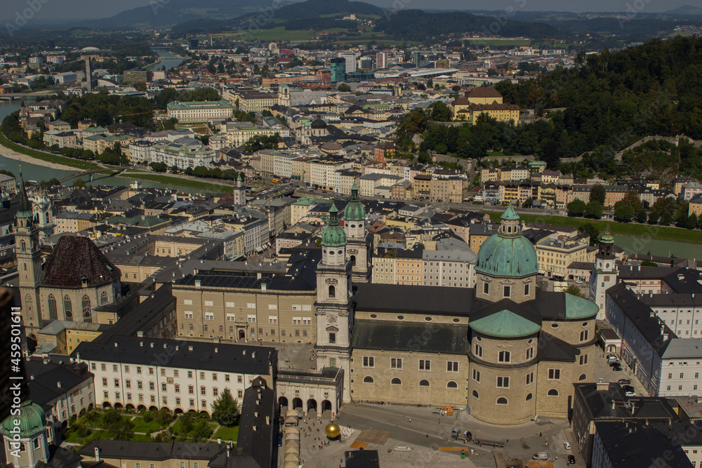 Salzburg, Stadtansicht ,Blick vom Klosterberg auf Salzburg