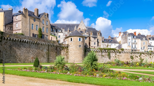Obraz na plátně Vannes, medieval city in Brittany, old wash house in the ramparts garden