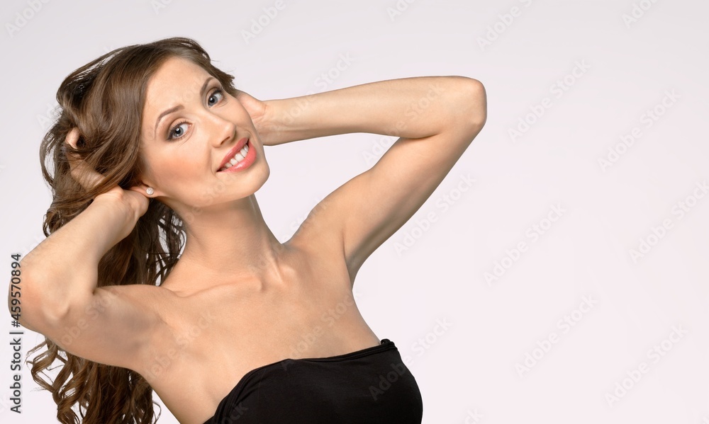 Photo portrait woman applying cream nourishing Photo portrait woman applying cream nourishing