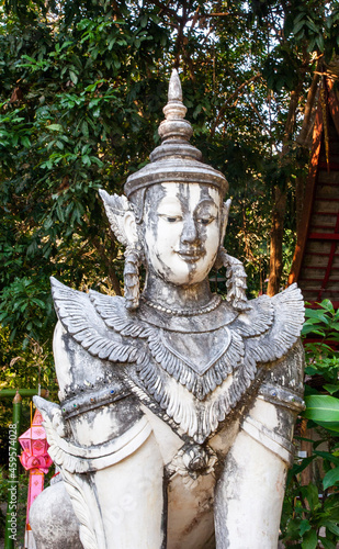 buddha statue