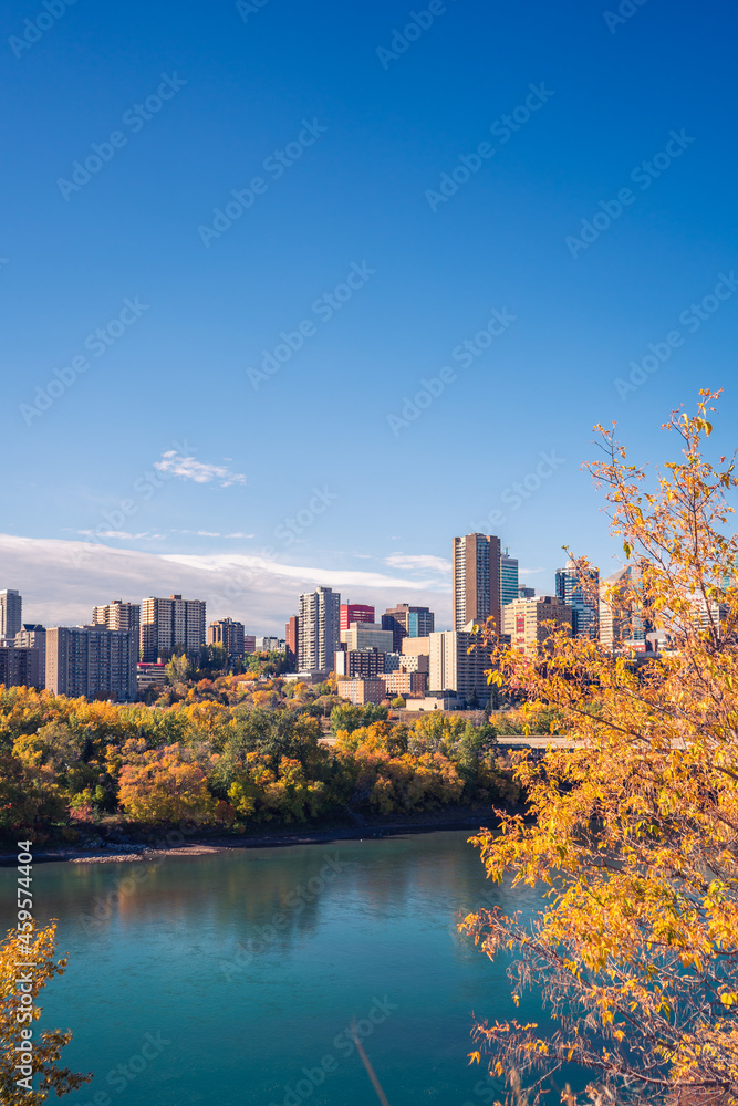 Obraz premium Edmonton Skyline North Saskatchewan River Valley Fall 