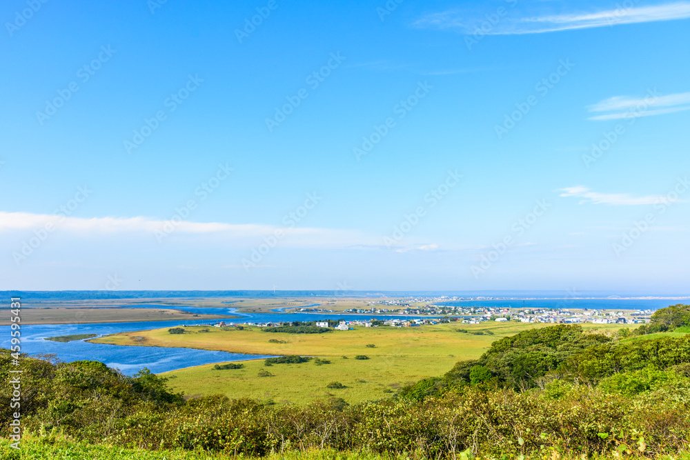 北海道　琵琶瀬展望台より霧多布湿原望む