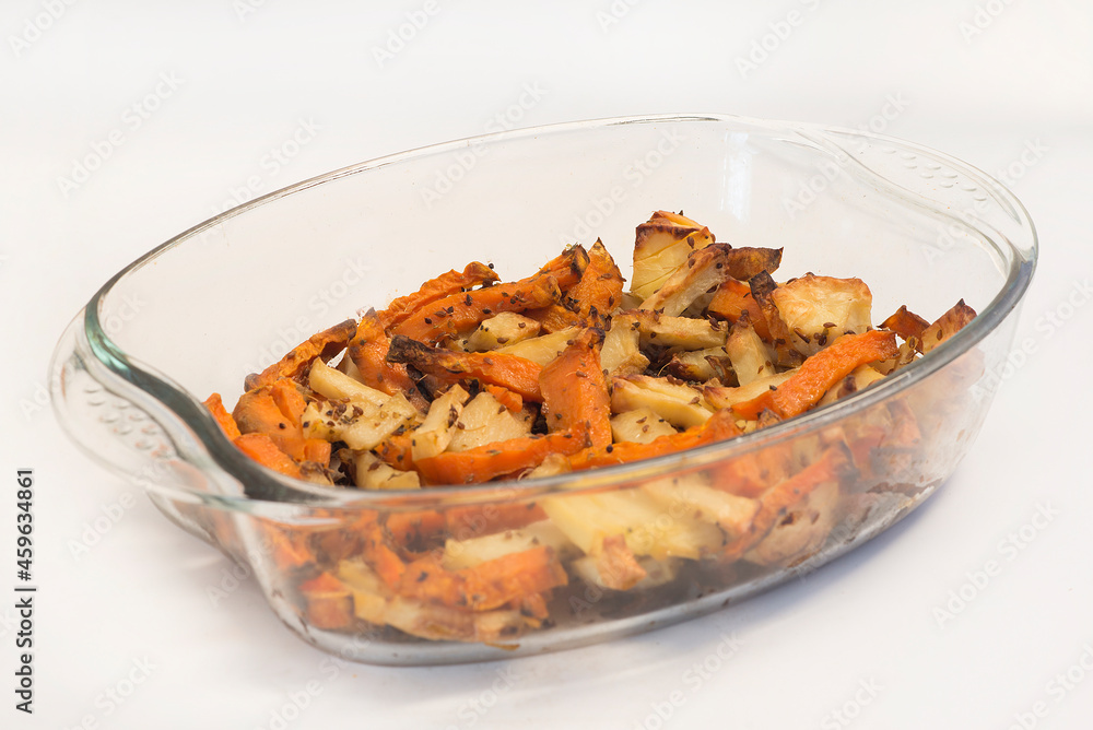 Potatoes sweet and white chips with kiln Potatoes sweet and white chips with kiln