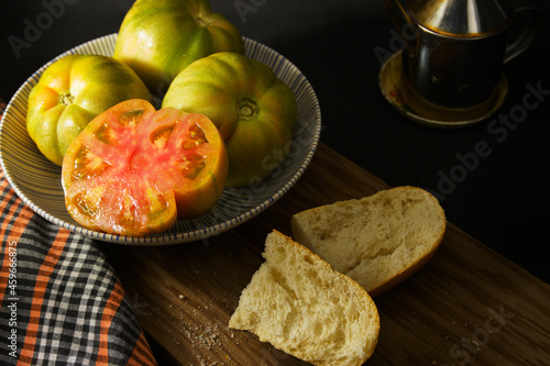 Tomatoes del Perelló Mascle (Male) from Valencia, Spain