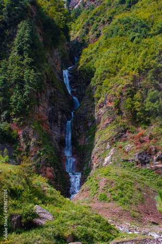 Beautiful waterfall wallpaper image 