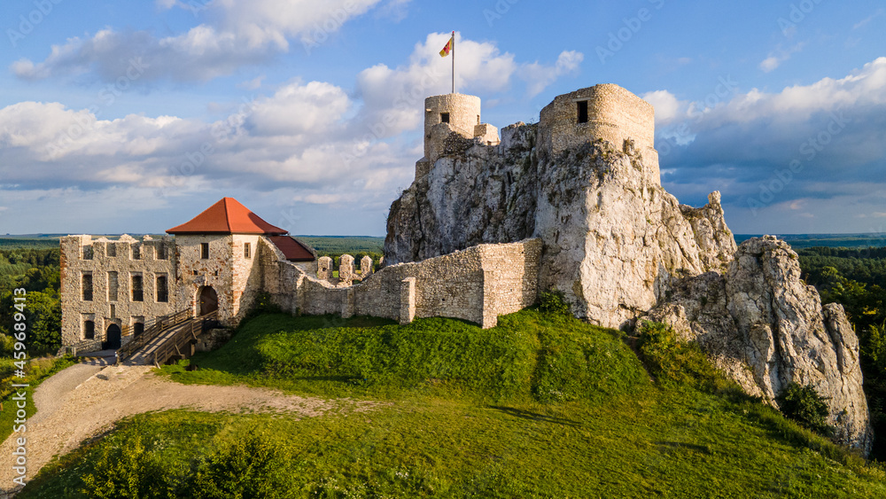 Ruiny zamku Rabsztyn. Ruins of the castle, Rabsztyn