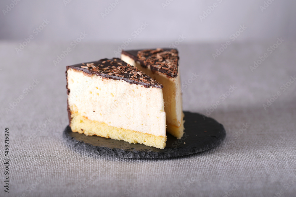 the bird's milk souffle cake is on the table