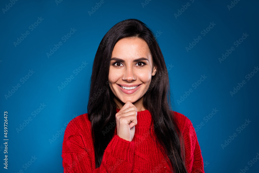Photo of attentive charming young lady wear knitted sweater arm chin smiling isolated gradient blue color background Photo of attentive charming young lady wear knitted sweater arm chin smiling isolated gradient blue color background
