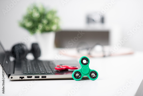 Obraz na plátně Fidget spinner toy