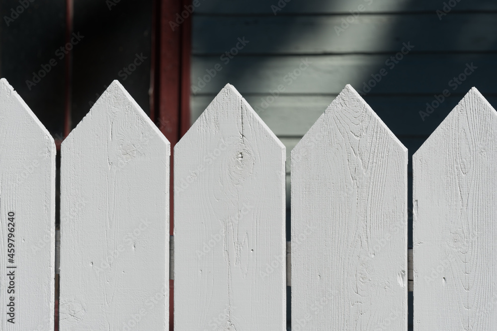 Fototapeta premium white picket fence