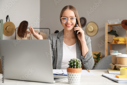 Female business owner proce...