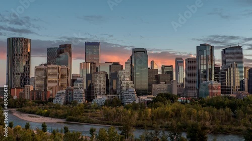 Day to night timelapse of Calgary Alberta from Crescent Heights
