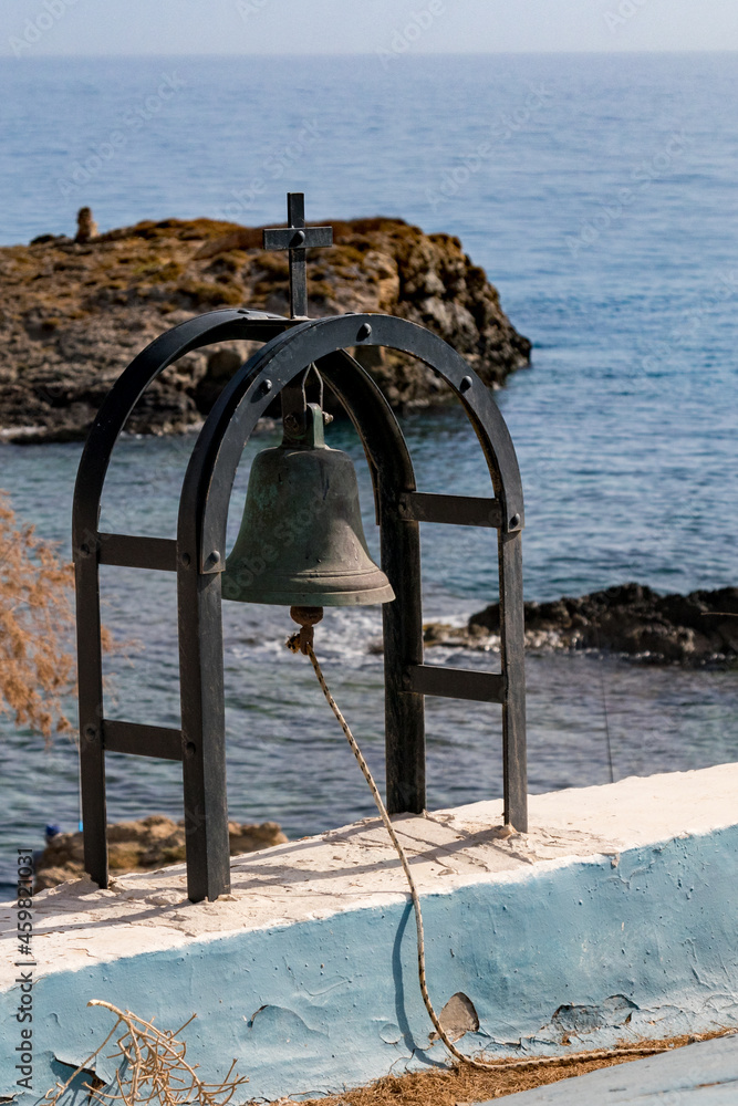 Fototapeta premium Glocke am Meer