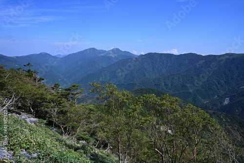 四国で最も美しい山「三嶺」の秋